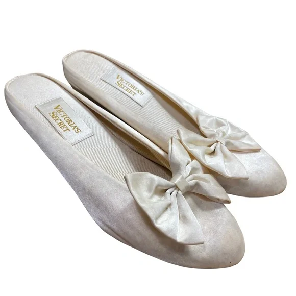 Victoria's Secret Women's Vtg 80s Gold Label Satin Bow Heels Slippers Size 7-8 - Picture 1 of 12